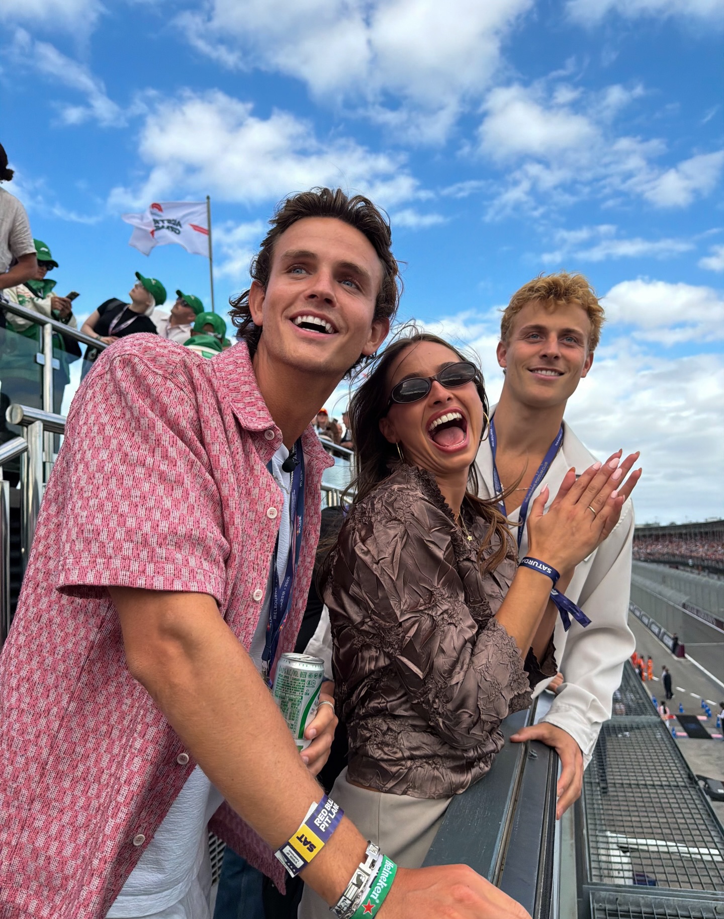 AUS GRAND PRIX!! 🏁 

Couldn’t have asked for a better end to the tour down under, THANKYOUU FOR AN UNBELIEVABLE TIME 🇦🇺 

#schoonerscorer #f1