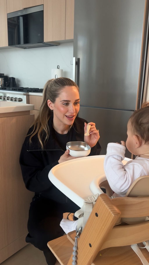 Leaving the house with a baby for a few groceries is just not happening. Daddy shared his @doordash DashPass with me so we both get $0 delivery fees with family sharing. #DoorDashPartner #DoorDash #DashPass #GiveYourselfAPass
