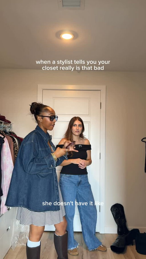 welp 🥲

I knew we’d need to buy pieces to make my closet better.

but she could only make a few outfits out of what I had to match my inspo board (and both outfits I’d worn before).

i have 1 pair of jeans I love. 1 pair of denim shorts and I don’t love them. 1 pair of linen pants. no linen shorts. only a handful of more elevated basic tops. hardly any accessories.

what is a stylist going to do with that?! there’s only so much she can do!!

but that was the validating part.

I get really in my head about not consuming too much, but I think I’ve UNDERconsumed. having a professional who does this every single day look at my closet and feel stumped for how to create the type of outfits I want…no WONDER I am stressed over here trying to get dressed!! 😂

TO THE MALL WE GO 💃🏼

Stylist: @alyzasuttonn