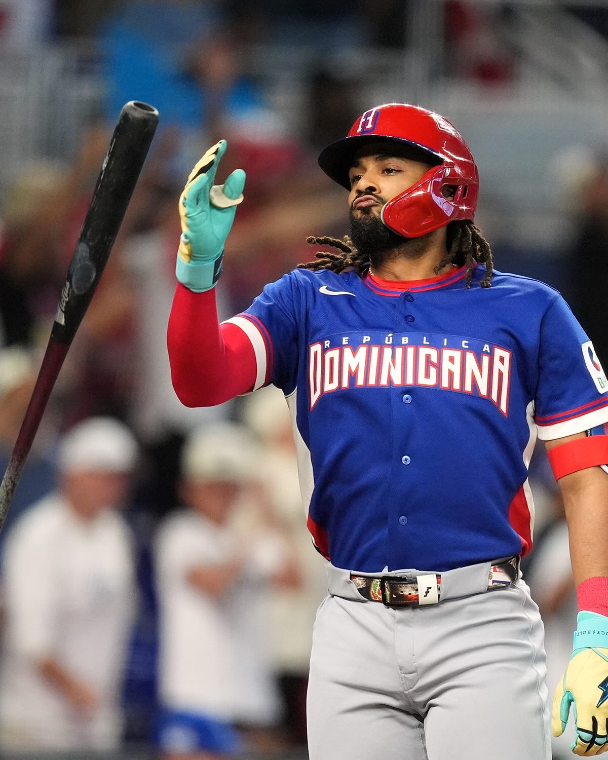 AURA. 

The crowd got LOUD for Fernando Tatis Jr’s grand slam 🔊