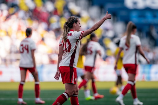 Back in the red and white. Always an honour 🍁