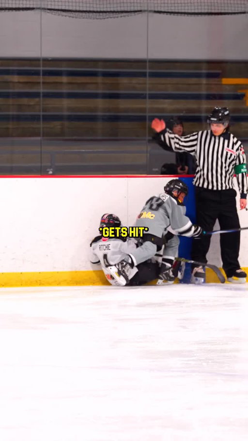 House League Hockey Mic’d Up🏒🎤
.
.
.
.
.
.
.
#hockey #hockeylife #hockeyplayer #hockeygame #hockeyplayers