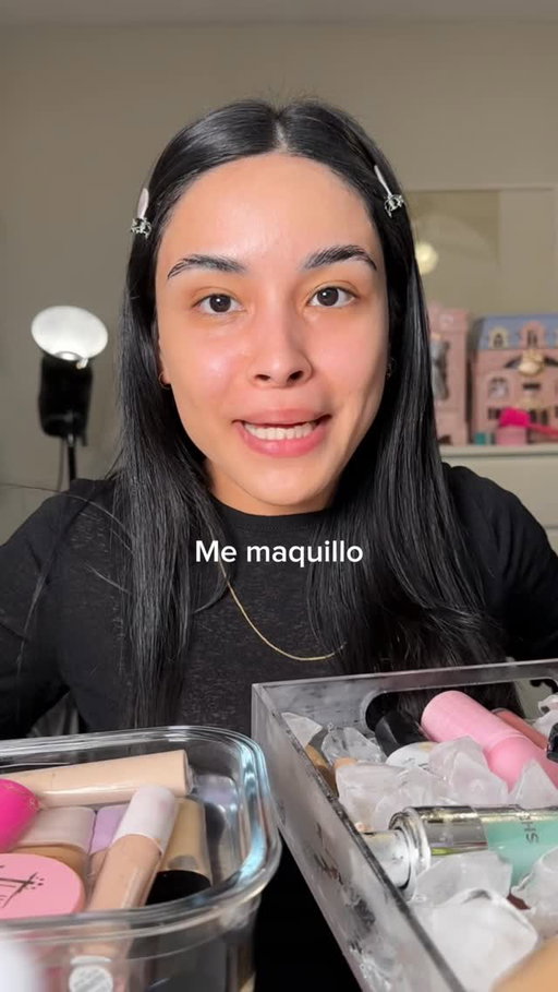 que puede salir mal? 👁️👄👁️

#contentcreator #makeup #beauty