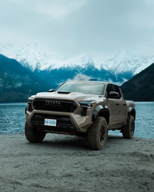 Bringing you to the view has never been so easy. See more with the Tacoma.

Il vous amène à des vues imprenables en toute simplicité. Voyez-en plus avec le Tacoma.