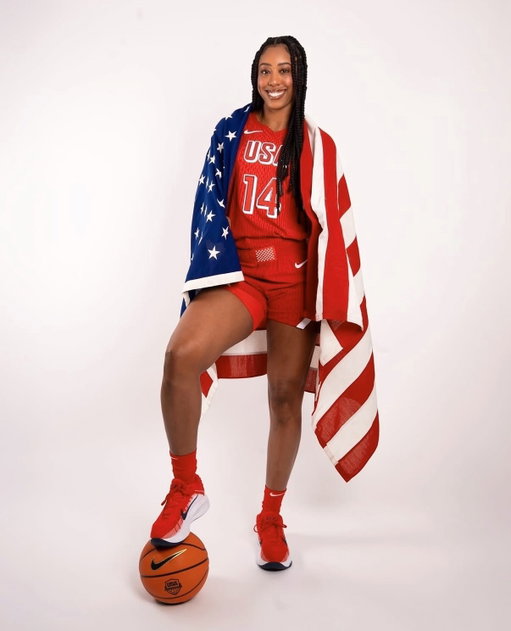 A reminder: trust your path + trust your purpose + every high, every low, every twist along the way .. it was always leading me to this moment. 🇺🇸