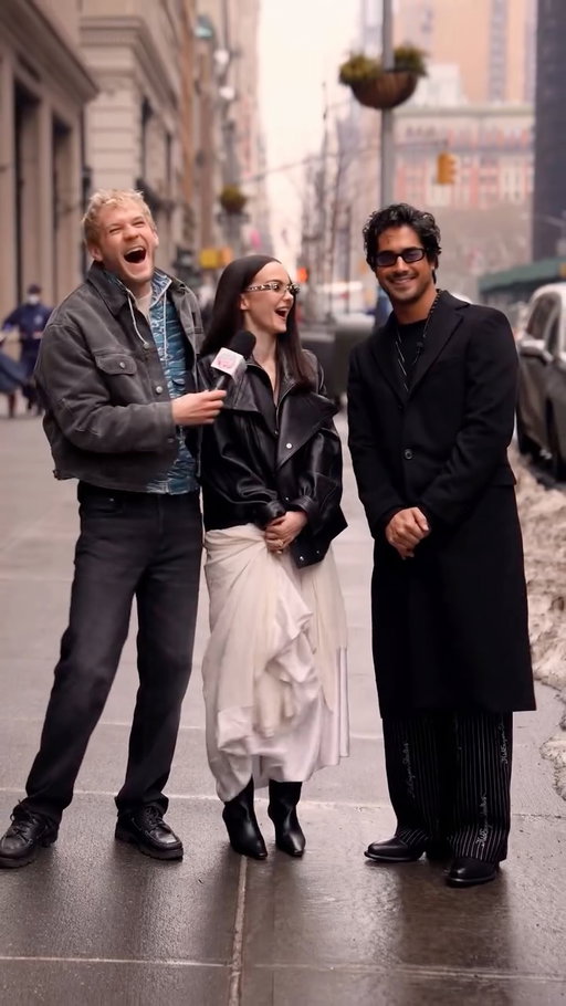 Catch @dovecameron, @jogia & Davis at a fencing match near you... 🤺