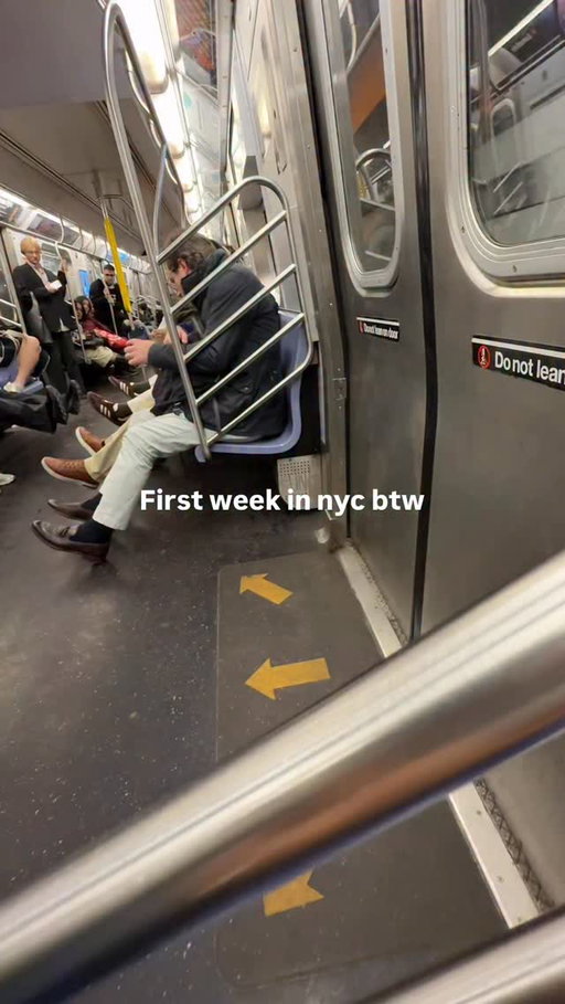 Officially a New Yorker now 

#newyork #subway