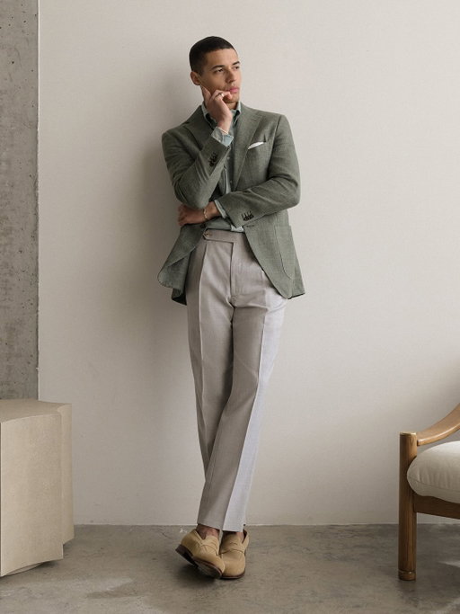 Spring 2026 Style Guide | Fresh Greens

Featuring:
- Drago Sage Wool and Linen Hopsack Bedford Jacket
- Washed Moss Lightweight Oxford
- Drago Light Grey High Rise Single Pleat Tropical Wool Pant
- Essential White Linen Pocket Square

Available in-store and online. Link in bio.

#propercloth #styleguide #menswear