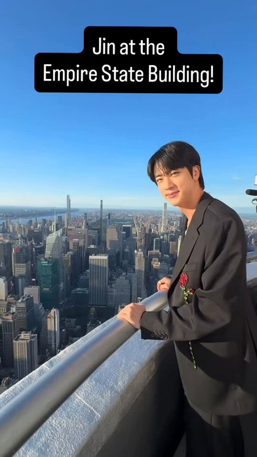 WE LOVE @JIN #EmpireStateBuilding #NYC #NewYorkCity