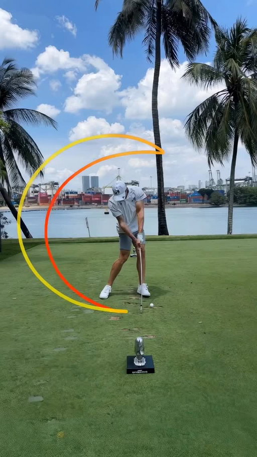 The swing or the view? 🤔