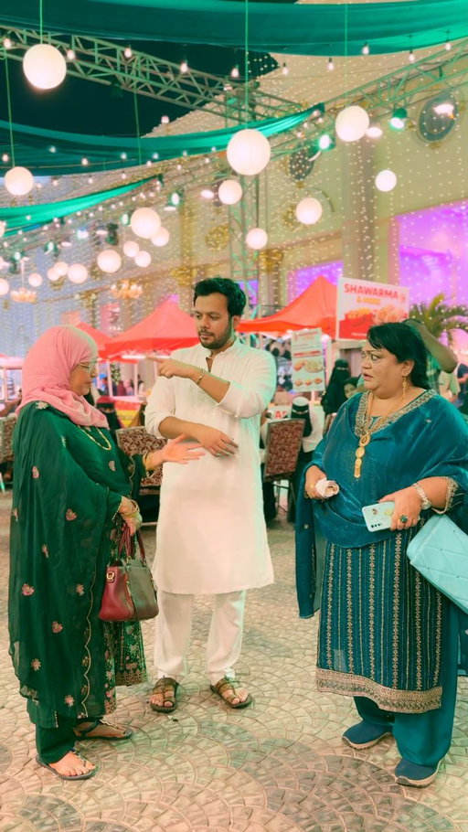 Hyderabad's Biggest Ramzan Food and Shopping
Festival- Jewels of Ramzan! Vintage Palace, Pillar
No 102 Attapur. Till 19th march!

From traditional wear to trendy accessories, from
home decor to Ramzan specials - And of course, a
food court packed with mouthwatering delights.
#JewelsOfRamzan #RamzanBazaar