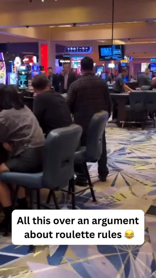 The really fighting in the casino 😂

Via @gamblinginclips