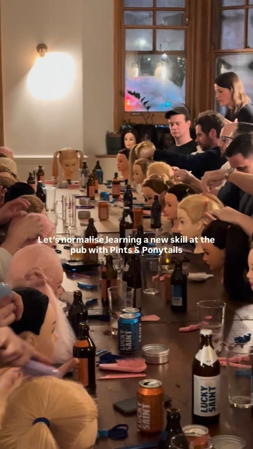 On Friday, we welcomed @thesecretlifeofdads @braid_maidens to our Lucky Saint pub for an evening of Pints & Ponytails 🙌.

Dads came from across the UK to learn how to do their daughters hair and opened up about their struggles of being girl dads.

Once again, the pub has become a hub for conversation and social connection🙏 

#luckysaint