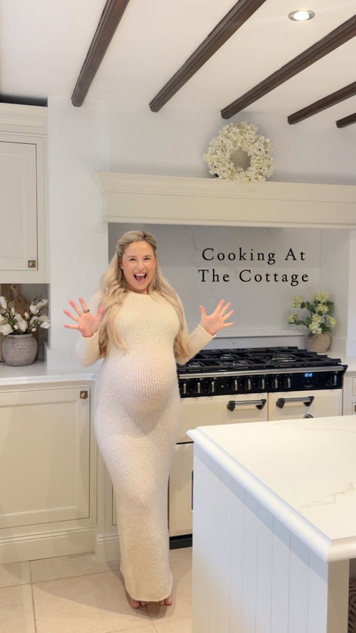 COME COOK WITH ME FOR THE FIRST TIME IN MY NEW KITCHEN 👩🏼‍🍳 (Seabass pasta recipe below 👇🏽) 

AD My whole kitchen was designed around my mantle & this beautiful Rangemaster Classic Deluxe cooker from @ao 

I’ve said it before & I’ll say it again - @ao are the ONLY company I’ll trust with delivery of appliances! They are always on time, the delivery men are so nice, they deliver, install & recycle - and with the tight timeframes for this kitchen renovation before baby girl arrived, @ao took the stress out of worrying if my oven would arrive on time! ✨ 

They have an entire range of Rangemaster cookers on their website - defo worth a look! 

Love, Kat xxxxx 

SEABASS PASTA RECIPE: 
Serves 2 
Ingredients: 
Butter
Salt, Pepper & Garlic & Chilli Flakes 
2 x Seabass fillets 
2 x Red Fresh Chilli 
1 pack of Fresh Baby Tomatoes 
150ml Double Cream 
Parmesan Cheese 
White Wine (I didn’t include for obvious reasons 🤰 but normally I would) 
Fresh Basil 
Tagliatelle 

1. Get your tagliatelle cooking in lightly salted water 
2. Heat a tbsp of butter, salt, pepper, chilli flakes in a pan
3. Cook seabass 3 minutes either side (skin side down first) then remove from pan and wrap in tinfoil to keep hot 
4. Add your tomatoes (chopped) and chopped red chillis (to taste, we use 2) to the same pan with some olive oil 
5. Add garlic, salt & pepper and fry until tomatoes are soft 
6. At this point add a splash of white wine if wanted 
7. Turn heat down & add 150ml of double cream 
8. Add 2 tablespoons of Parmesan cheese 
9. Add pasta to dish & seabass back in (broken up) 
10. Fresh basil for the top and done 👩🏼‍🍳✨