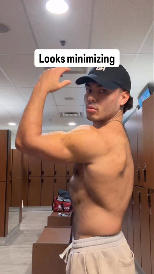 My looks minimizing protocol👇🏽follow for more tips

- 2 meals/day (low protein intake/high carb)
- Be natty
- Only train 1x/week (light legs)
- Fasted cardio daily