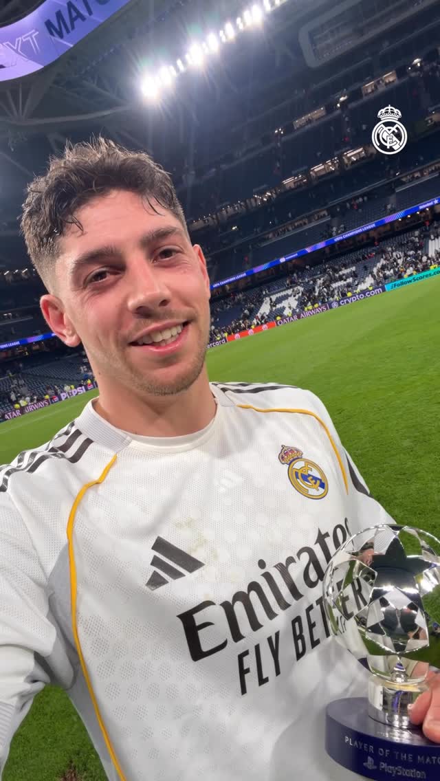 🤳 @FedeValverde: “Hello Madridistas, we’re always so thankful for the support that you give us, the encouragement. There was an incredible energy tonight at the stadium, so thank you for that and let’s book our place in the next round! Hala Madrid!”
#UCL