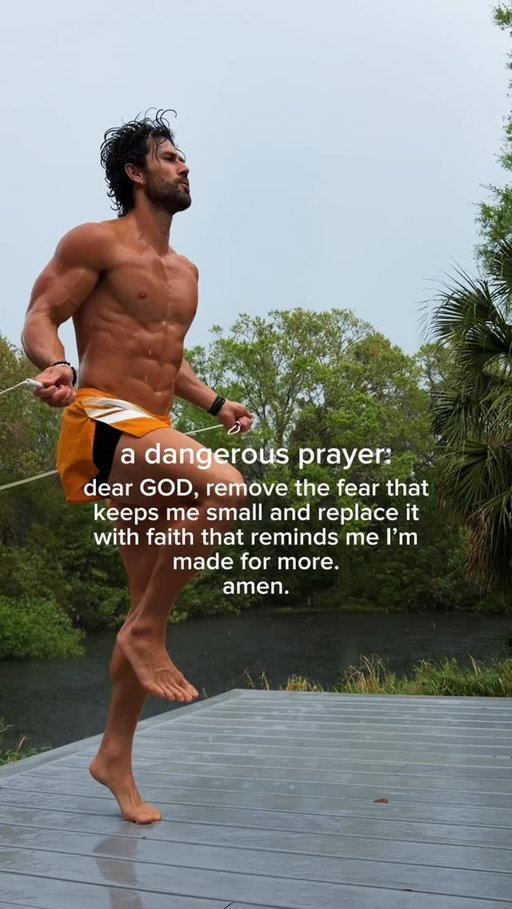 Pray BIG prayers ⚡️🙏

You’re made for more 👊 

Keep becoming more YOU 🌊

🪢 @swissskip 

#faith #vision #belief