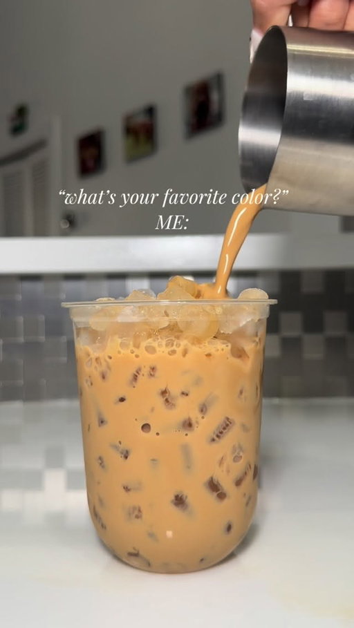 perfection 🤌🏼☕️🤎✨

#coffee #coffeeathome #barista #coffeelovers #icedlatte