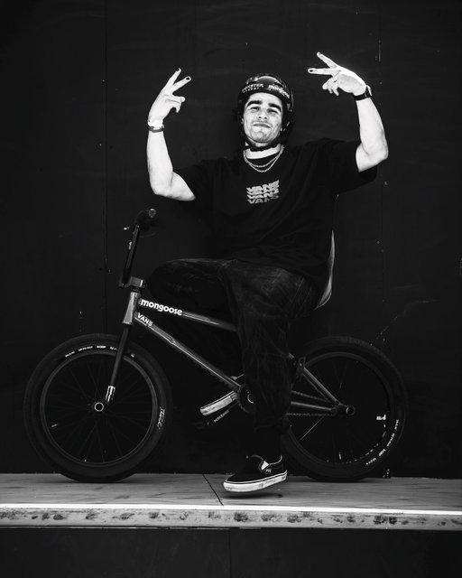 Enjoy this photo gallery from the @swatch x @ultimatex_ by @ericshinpalmer - from November of 2025.🔥