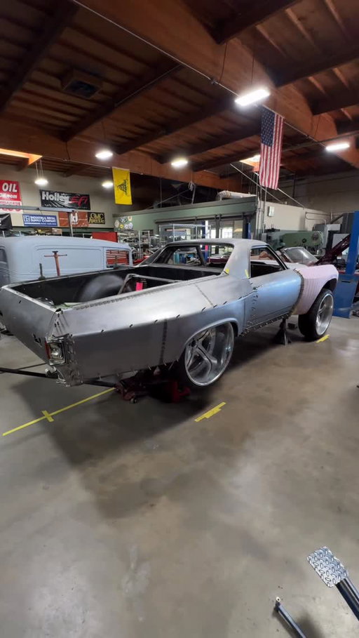Yes, we are making a wide body El Camino SS on 26” wheels. Say what you want in the comments but we think it’s turning out pretty rad. 

Check our last video for a look at the fender shaping. Full YouTube episode coming soon! 

🔨 @brandongerringer 
🛻 @kingshocks @tsunami_tsu