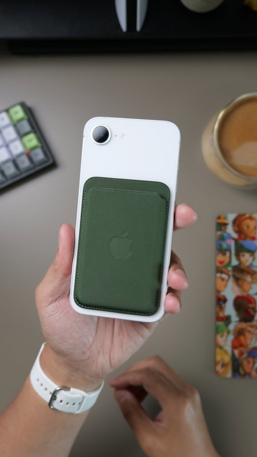 Apple brings back their more affordable offering with the iPhone 17e – now complete with MagSafe! If you’ve been holding out on jumping into an iPhone, is this the one that you might get started with?

‌#iphone #iphone17e #iphone17 #appleiphone #appleiphone17e @apple