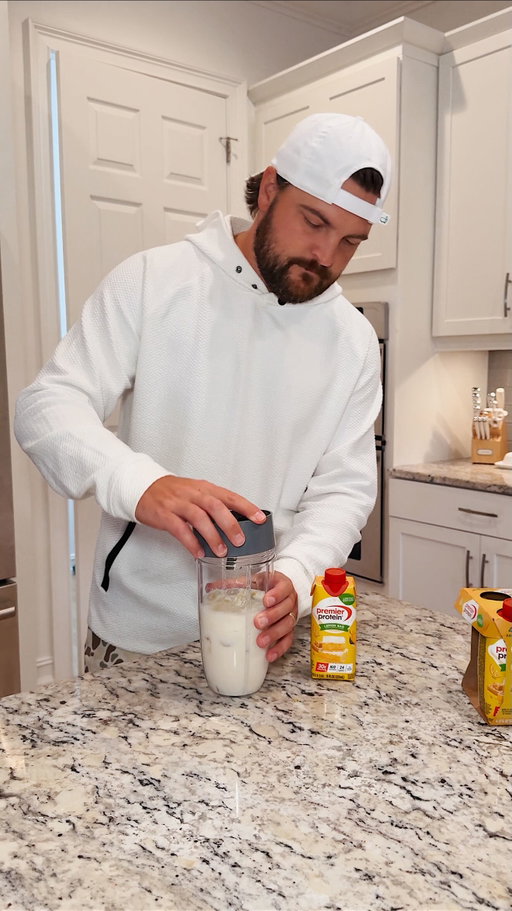 #AD The @premierprotein Lemon Bar Protein Shake is like dessert for breakfast but with all the nutrients. Here for a limited time, be sure to check it out at the link in my bio #PremierLemonBar