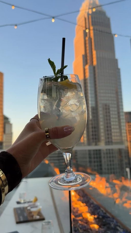 my favorite rooftop bar in Charlotte from someone who’s been to all of them 🤭✨

📍 @nuvole22 

TAG who you’re going with and follow me, @jensensavannah for more gems in the Carolinas 💎

#uptownclt #charlottenc #thingstodoinclt #northcarolina #visitnc