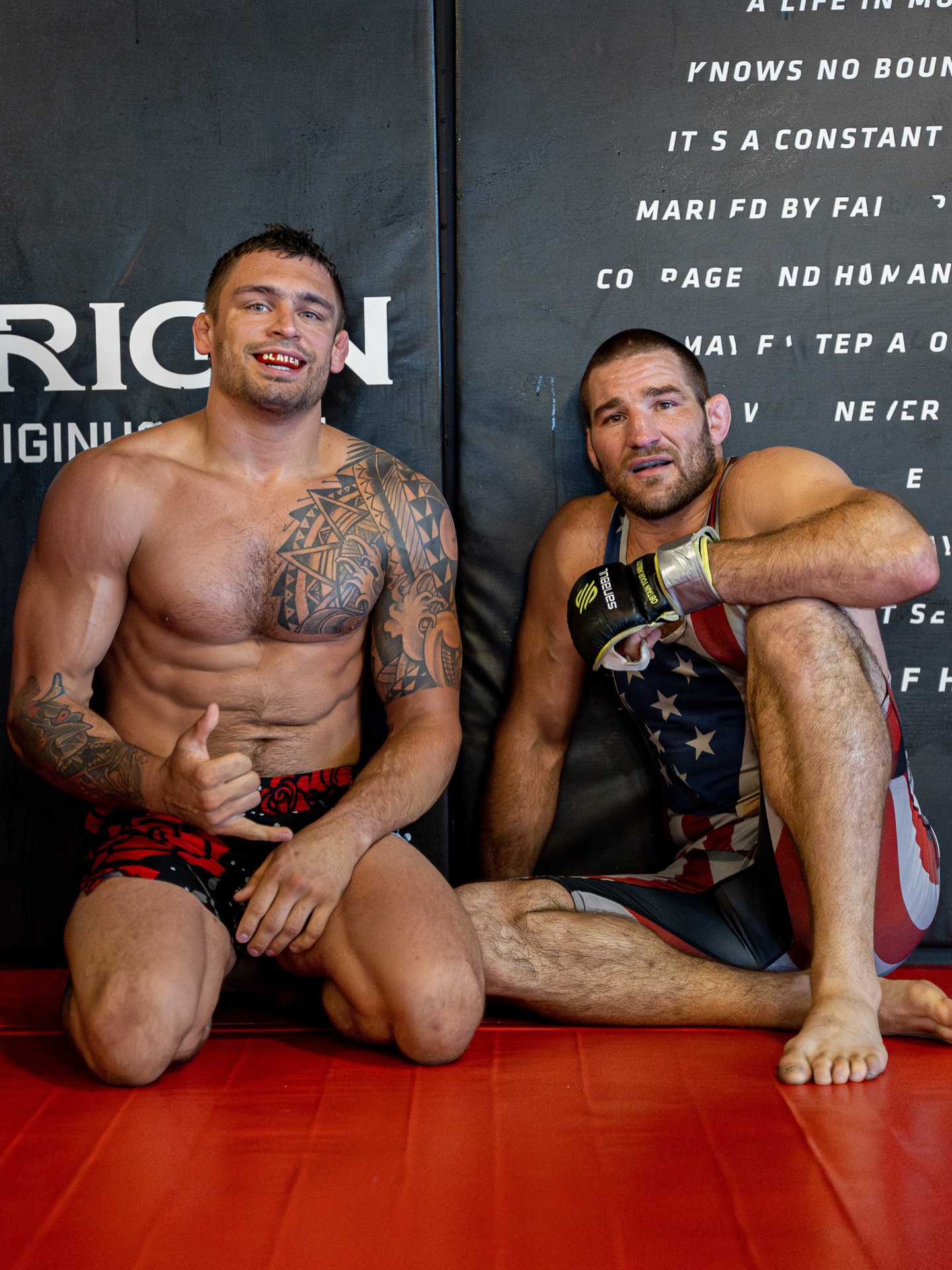 Iron sharpens iron ⚔️ #UFCBJJ6 

Tune into UFC BJJ 6 on YOUTUBE right now AND while you’re there, watch Dana White’s announcement video! #UFC328 💪