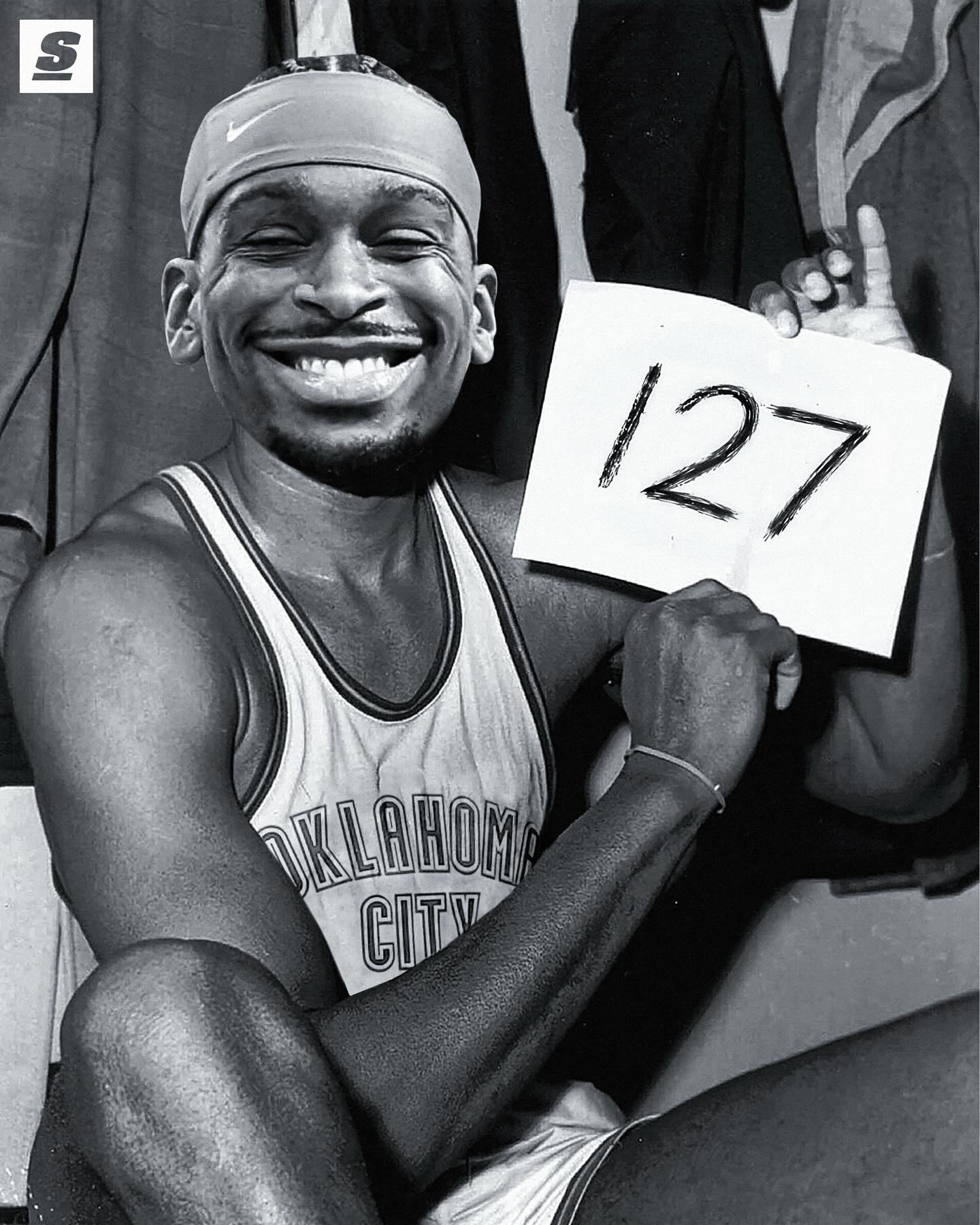 127 STRAIGHT GAMES OF 20+. SHAI GILGEOUS-ALEXANDER PASSES WILT CHAMBERLAIN AND MAKES NBA HISTORY!! 👏🍁