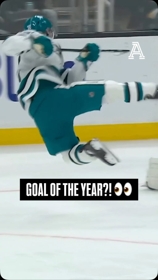 William Eklund how in the world?! 🤯

#nhl #sjsharks