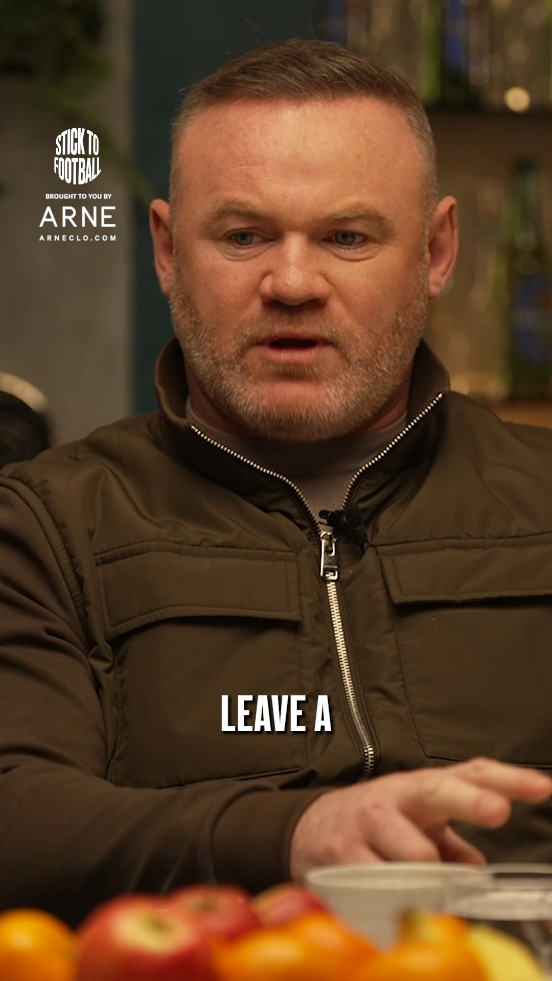 "Would you take Henderson over Mainoo?" 😬 👀

England’s midfield options are up for debate ahead of the World Cup, who are you taking? 🏴󠁧󠁢󠁥󠁮󠁧󠁿