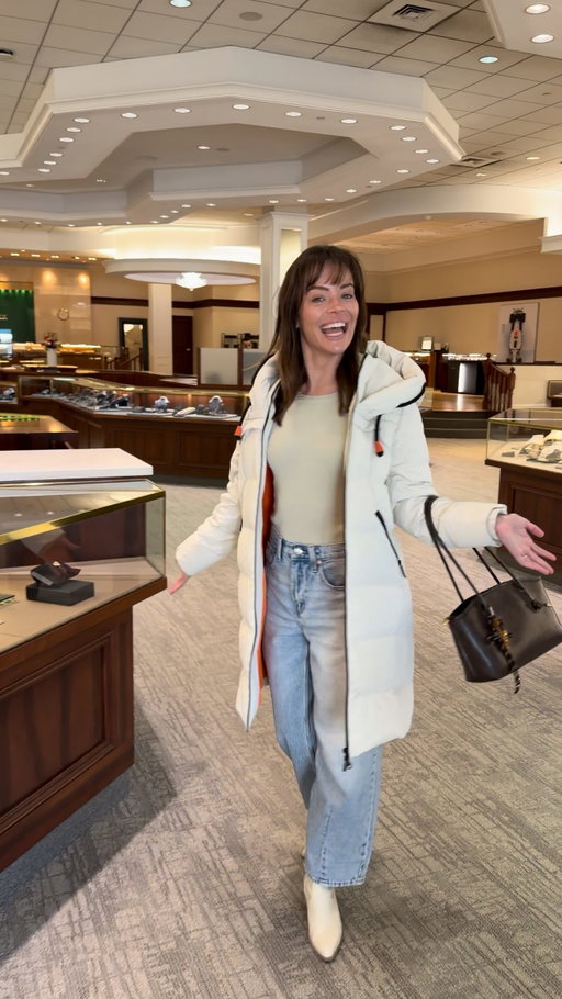 I got my wedding band at @longsjewelers last year and still recommend it to every bride I know!🤍

Wedding Band Weekend is March 27–29 in Burlington with designers in store and up to 30% off bands. If you’re engaged or band shopping like me, this is the weekend to go!!!💍✨