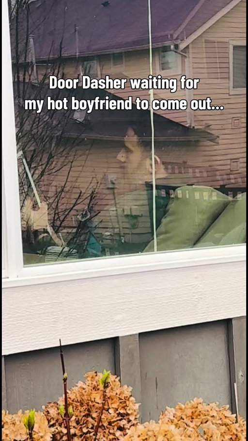 What you see is not always what you get. 

#comedy #doordash #coffee #delivery #couple