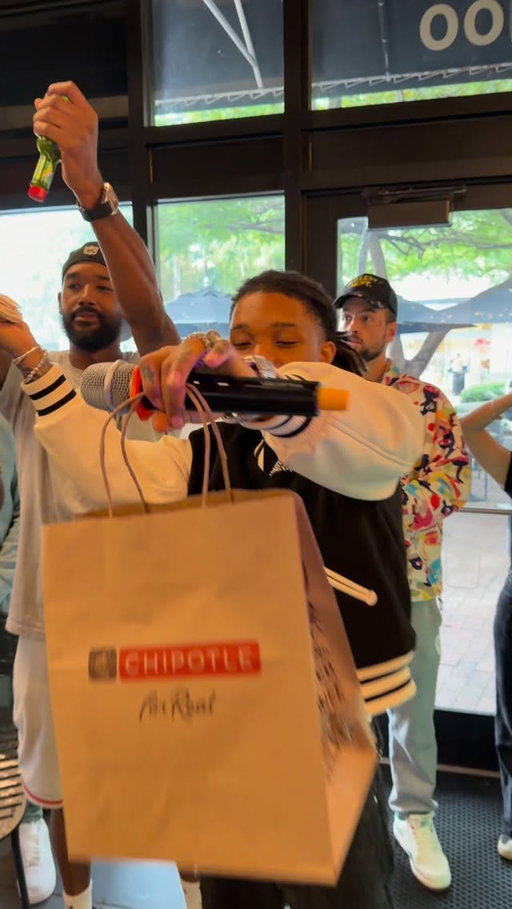 MIAMI TURNED UP 🔥 @chipotle #MannequinChallenge