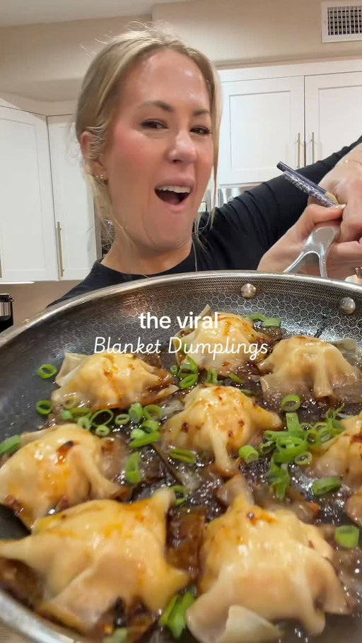 These were SO good! As usual I subbed my meat for ground chicken and it still HIT! Thank you @saltNpiipa for this delish recipe! ♥️🫶 I made a few modifications to fit my taste. Let me know if you guys have tried it!! #blanketdumpling #viralblanketdumplings #chickendumplingrecipe #cookingwithmichellesays