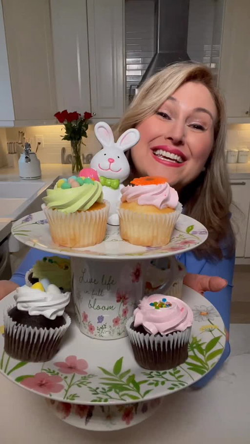 Cute Easter Tray 🐰
using dollar store plates 🌸
Hoppy Easter 🐣