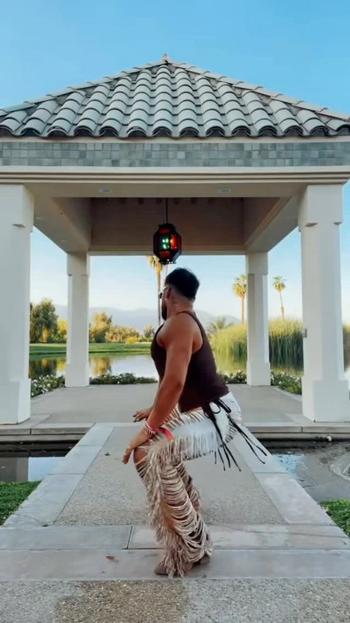 leaving this here as a reminder that Coachella is in 4 weeks!… Who’s going? 👀
