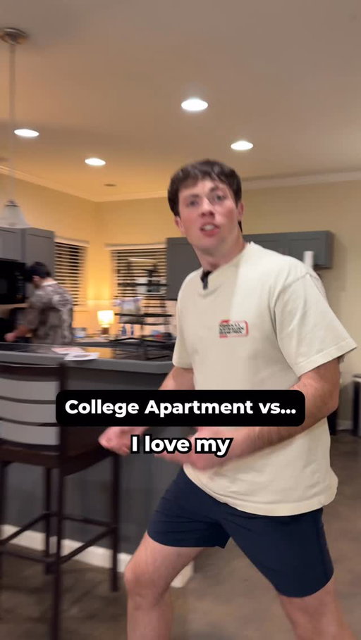 Which did you prefer? #apartment #college #collegehumor #vs #collegelife