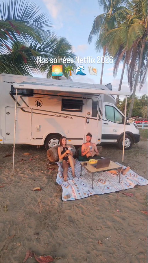 Nos soirées Netflix 2026 🚐🌊🌅🌴

On voyage plusieurs mois en camping-car mais hors de question de louper la nouvelle saison de Bridgerton 🤭

Alors c'est Netflix les pieds dans le sable 🐚
Grâce à notre e-sim @holafly_fr on a internet en illimité et on peut faire un partage de connexion pour avoir internet sur l'ordinateur 😍

🎁Commandez votre esim pour votre prochaine aventure, vous avez 5% de réduction avec mon code ADELESTRAVEL !🎁 Lien en bio ☺️

Holafly est disponible dans plus de 200 destinations, c'est super facile à installer ! perso on ne peut plus s'en passer et on garde notre numéro watsapp c'est super pratique. Holafly offre la tranquillité d'esprit, il n'y a aucun frais caché !

___________________________________________________________________
Vous avez regardé la dernière saison de Bridgerton ? Je l'ai adorée 😍
___________________________________________________________________

#esim #beautifuldestinations #panama #homeonwheels #homeiswhereyouparkit 

Collaboration commerciale
