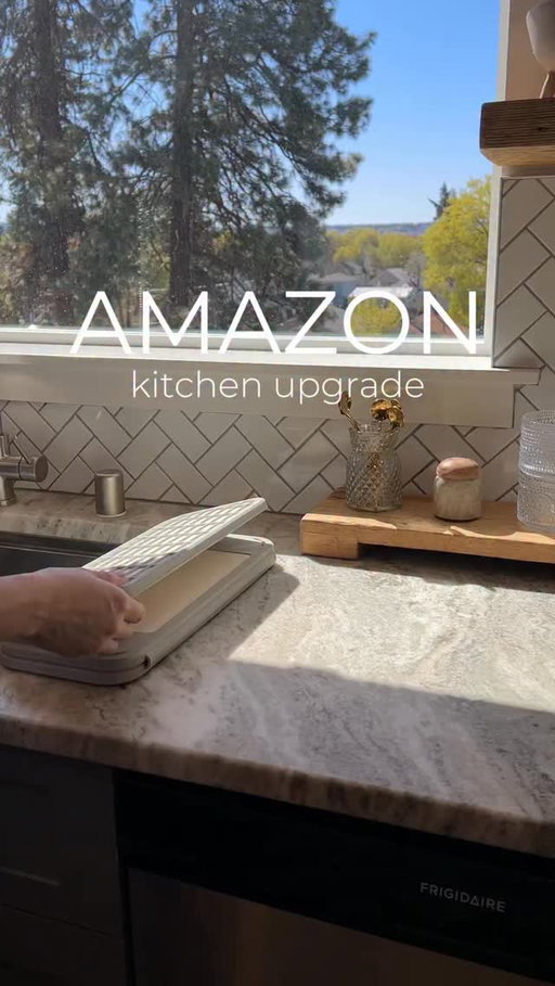 This stone drying mat is one of my favorite little kitchen upgrades. It dries dishes quickly and doesn’t stay soggy like traditional dish mats. Such a simple swap that makes your kitchen feel more elevated.

Comment SHOP for a link!! 

#amazonkitchen #kitchenmusthaves #kitchenupgrades 

LinkDM *181*