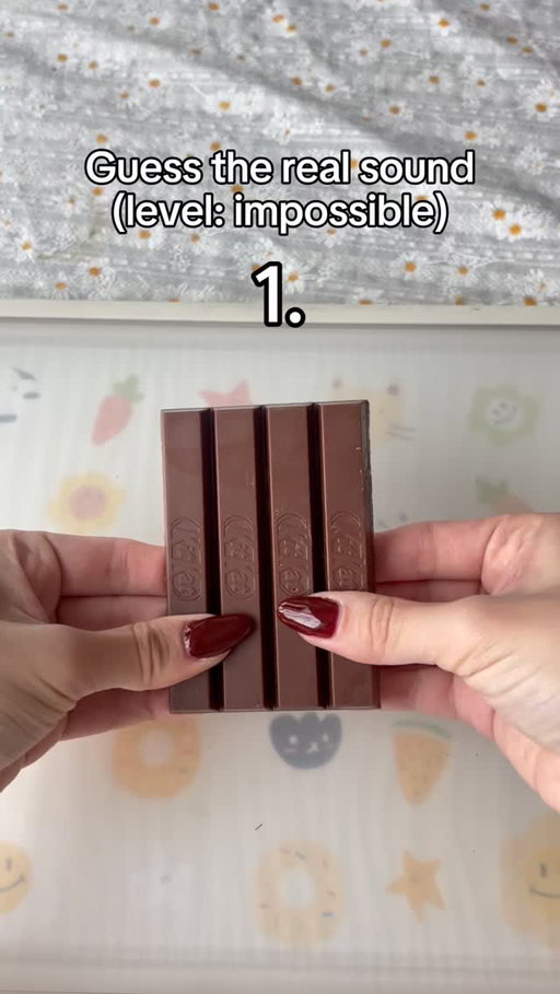 Listening ears on for this one 🔊🍫​
#HaveABreak #KitKatCanada​
-​
Écoutez bien celui-ci 🔊🍫