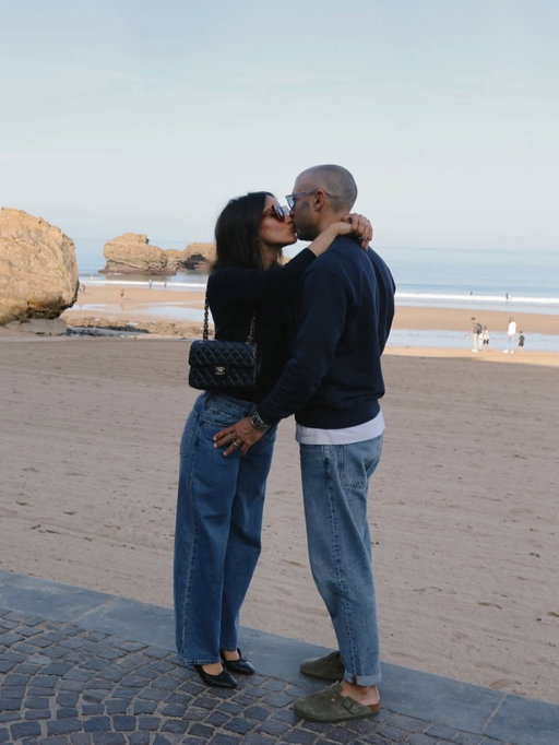 If you want to dress like this with your husband 🤍
10 looks à deux pour vous s’inspirer 🤍 votre préféré ? 
Couplegoals couple Ootd outfit whatimwearing inspo look à deux tenue