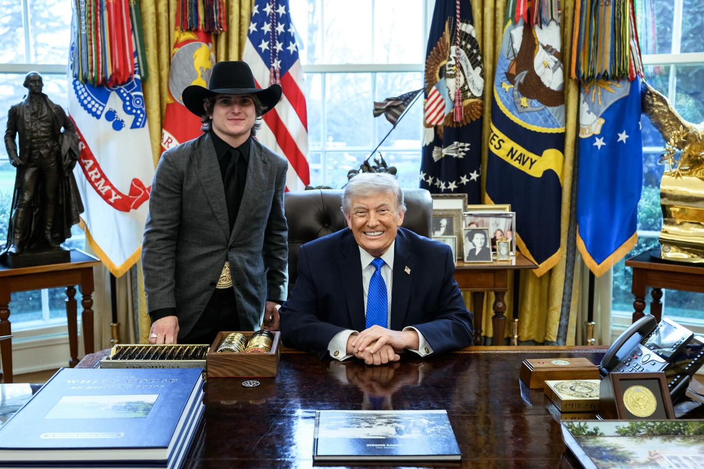 What an honor to get to stand in the Oval Office with the president of the United States Of America. Thank you to the president @realdonaldtrump and the entire White House staff for the hospitality. 

GOD BLESS AMERICA 🇺🇸