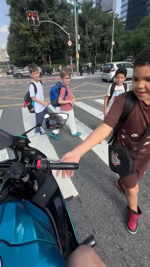 This kid gets it 😂

via: @vnovaez
