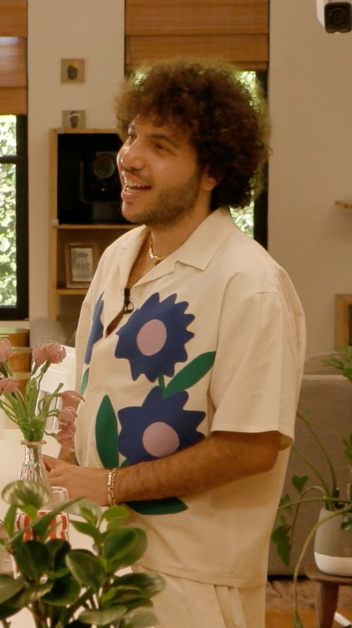 we can confirm benny smells good. 

full episode out now. new episodes every tuesday. link in bio