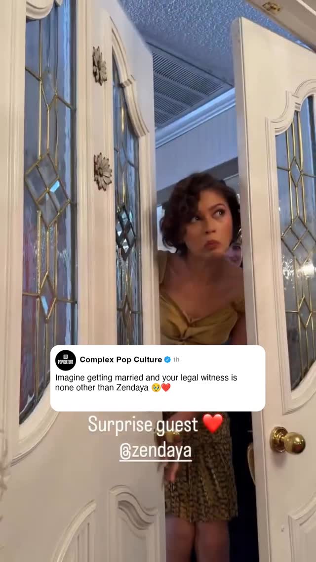 Zendaya surprised a couple that got married at ‘THE DRAMA’ wedding chapel in Las Vegas ❤️ 💍

🎥: @thedrama