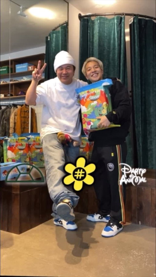 #🌻🐢🪩🦖✨

when @hikenmasuda is not cooking”

he’s a shopaholic! 

let’s see what he got for the @water.the.plant blind box sneakers, exclusively launch in north america only at @slowturtleshop !

thanks for playing with me!!!

remember to check out the three way collab merch with @water.the.plant x @slowturtleshop x @partyanimalpharm