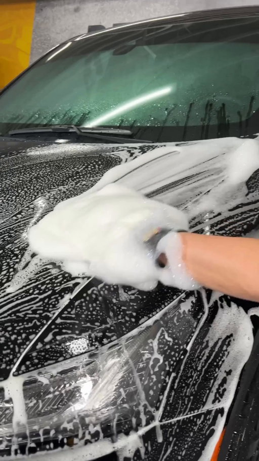Why just wash when you can wash & wax?! Ultimate Wash & Wax!! #meguiars #carwash #washandwax #ReflectYourPassion