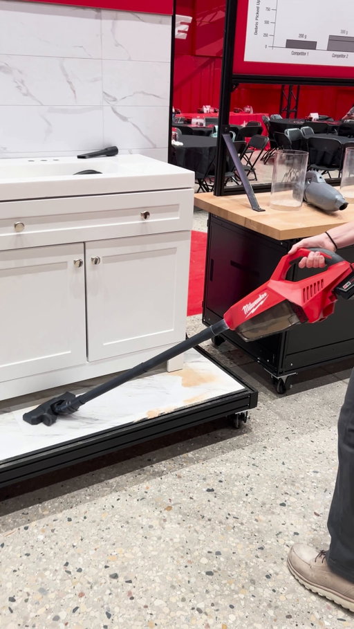 Highest Sustained Airflow for Quick Cleaning Tasks. Now Available! M18™ Brushless Handheld Vacuum.
#MilwaukeeTool #NothingButHeavyDuty 
Link in Bio.