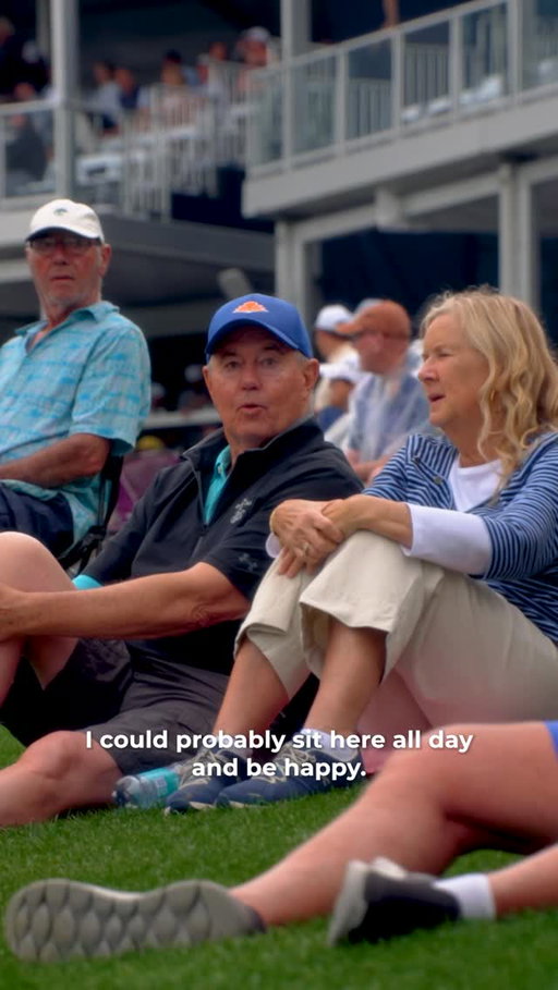 Golf fan commentary from the Island Green @THEPLAYERS.